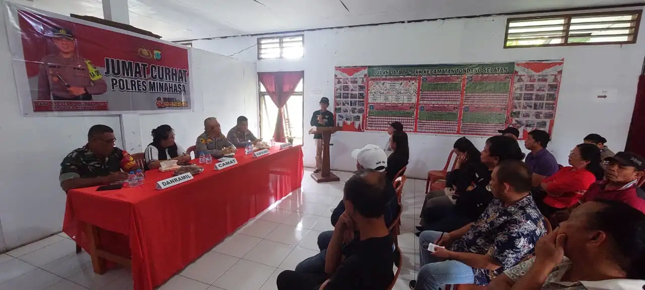 JUMAT CURHAT POLRES MINAHASA DI TONDOANO SELATAN, WAHANA DIALOG TERBUKA BERSAMA MASYARAKAT